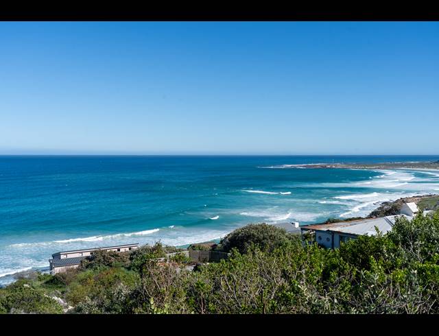 890M² VACANT LAND FOR SALE IN MISTY CLIFFS